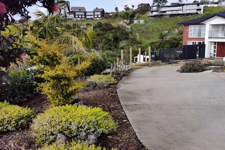 Photo of property in 159 Point View Drive, East Tamaki Heights, Auckland, 2016
