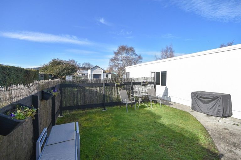 Photo of property in 37 Chaucer Street, Milton, 9220