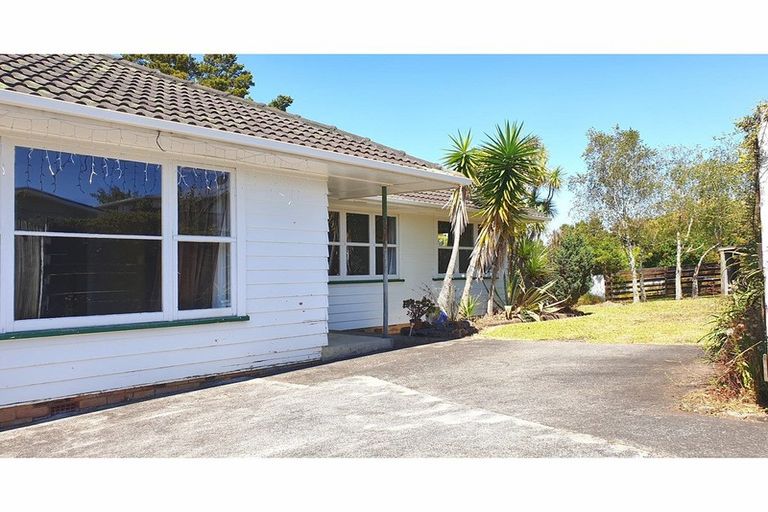 Photo of property in 55a Tirimoana Road, Te Atatu South, Auckland, 0602