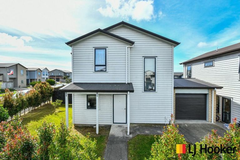 Photo of property in 57 Kaimoana Street, Weymouth, Auckland, 2103