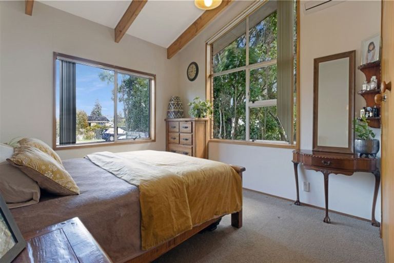 Photo of property in 151 Waimumu Road, Massey, Auckland, 0614