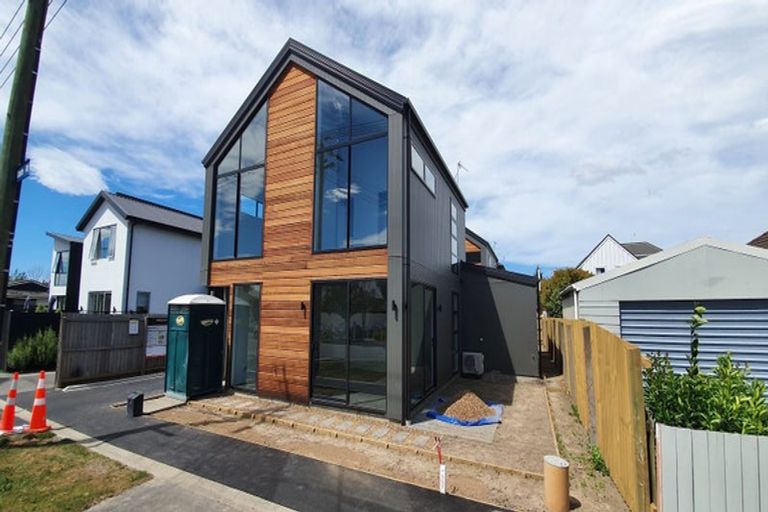 Photo of property in 2/70 Grants Road, Papanui, Christchurch, 8053