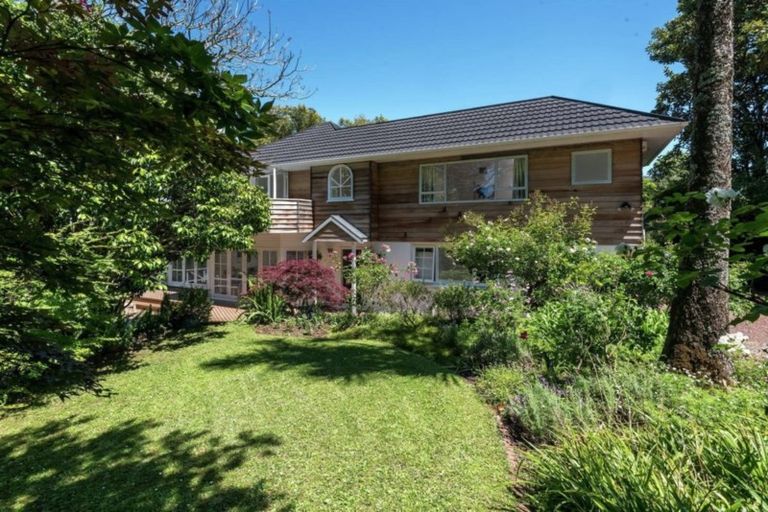 Photo of property in 13 Fenton Terrace, Cockle Bay, Auckland, 2014