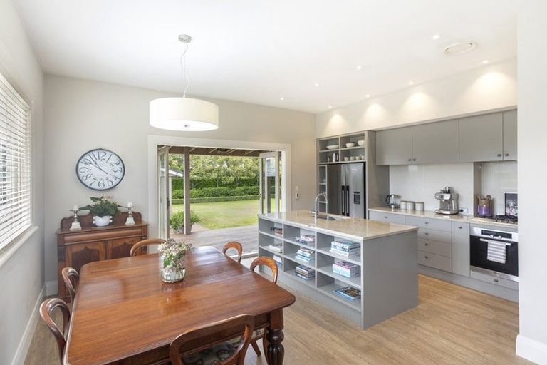 Photo of property in 34 Mays Road, St Albans, Christchurch, 8052