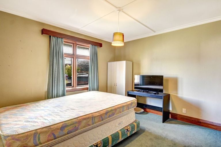 Photo of property in 64 Neville Street, South Dunedin, Dunedin, 9012