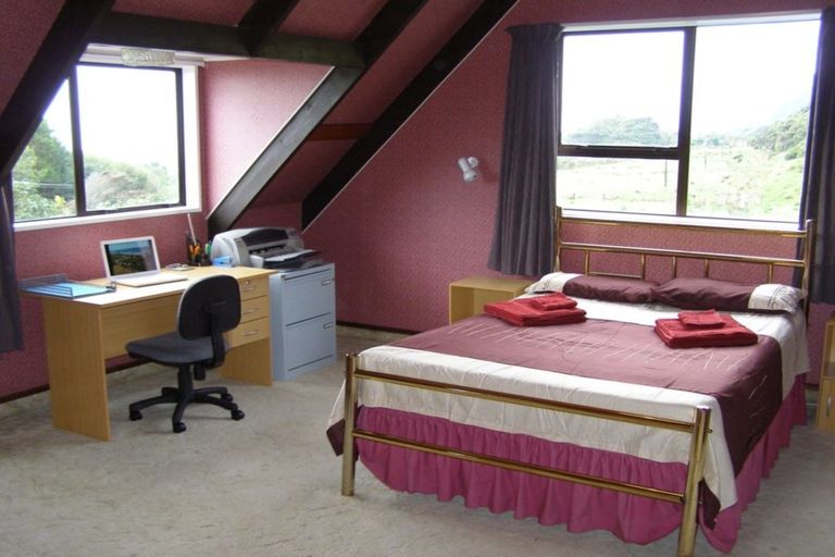 Photo of property in 170 Torea Street, Granity, 7823