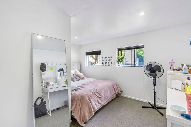Photo of property in 107 Coronation Road, Hillcrest, Auckland, 0627