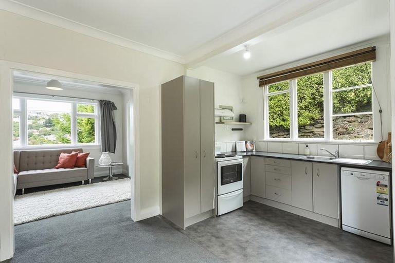 Photo of property in 14 Thomson Street, Lookout Point, Dunedin, 9011