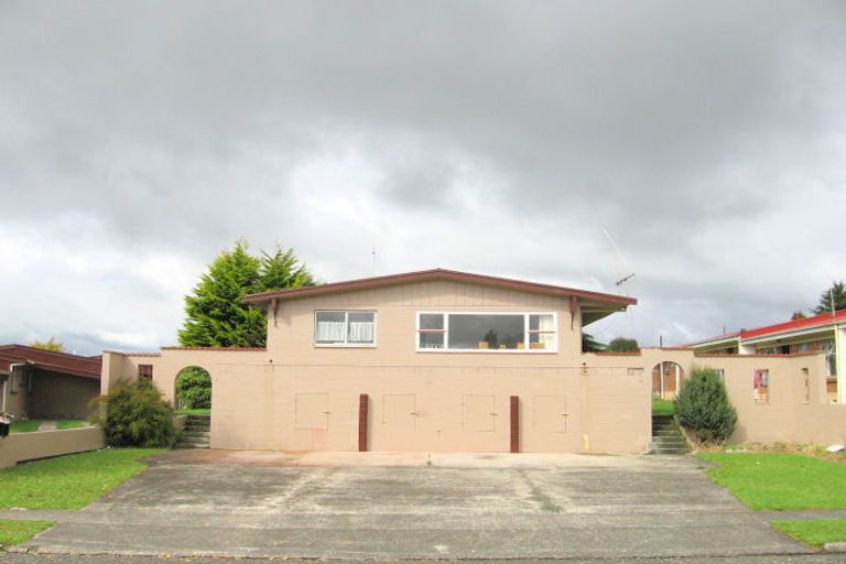 Photo of property in 15b Hinau Street, Tokoroa, 3420