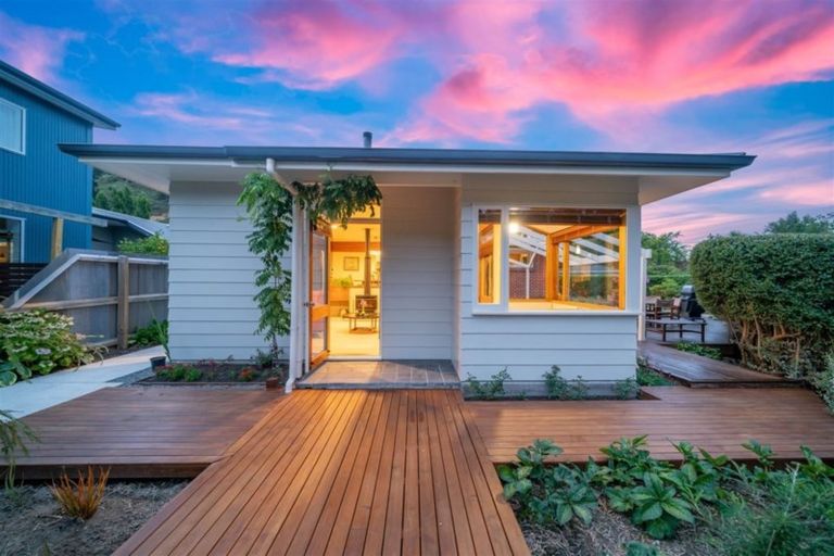 Photo of property in 44 Hillsborough Terrace, Hillsborough, Christchurch, 8022