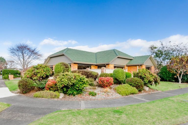 Photo of property in 31 Awanui Drive, Waikanae, 5036