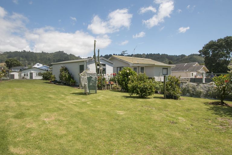 Photo of property in 5 Savage Avenue, Waihi Beach, 3611