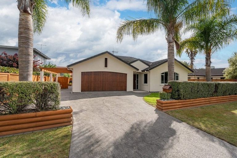 Photo of property in 3 Coleraine Drive, Rototuna, Hamilton, 3210