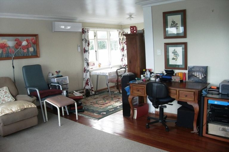 Photo of property in 18 Maire Street, Levin, 5510