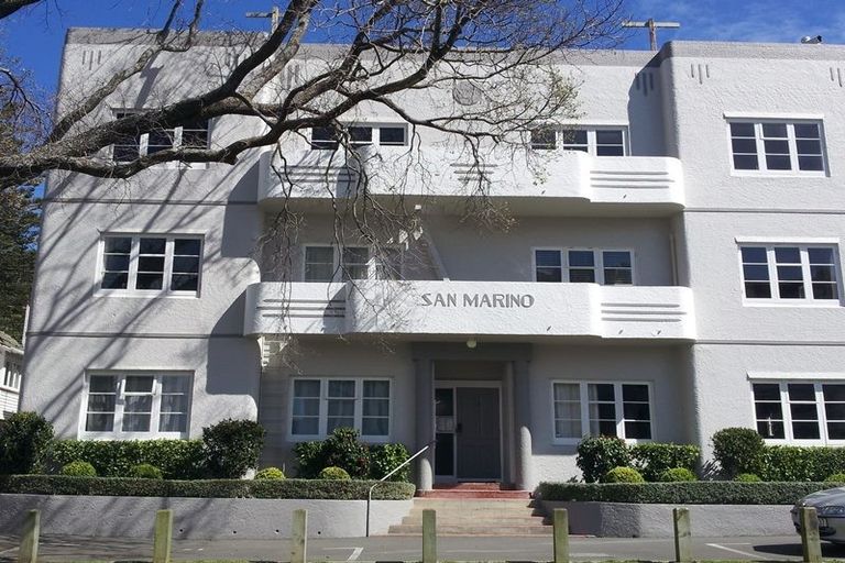 Photo of property in San Marino Apartments, 9/4 Oak Park Avenue, Te Aro, Wellington, 6011