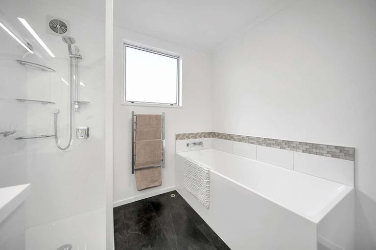 Photo of property in 11 Bowen Street, Te Anau, 9600