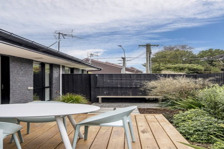 Photo of property in 2/407 Hereford Street, Linwood, Christchurch, 8011