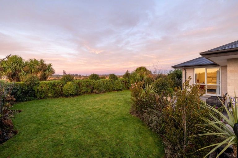 Photo of property in 26 Pegasus Main Street, Pegasus, 7612