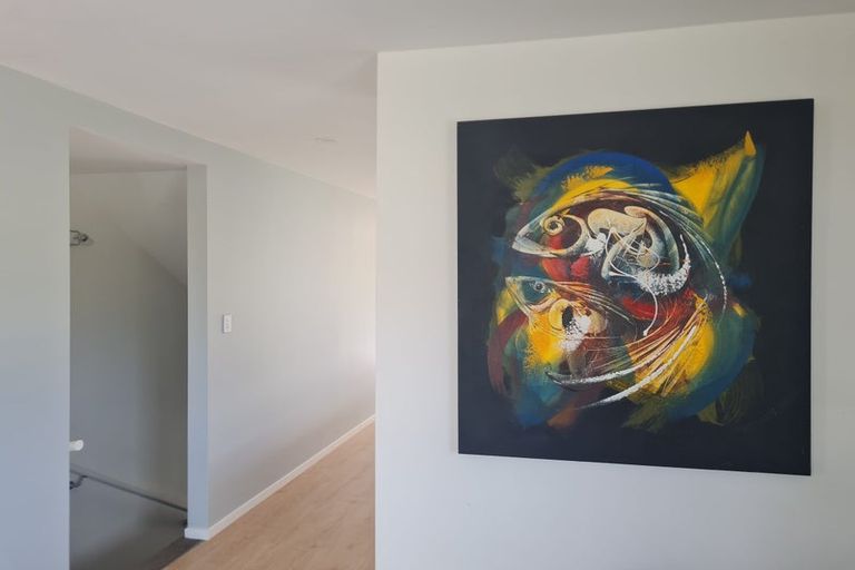 Photo of property in 5 Falcon Crescent, Hobsonville, Auckland, 0618