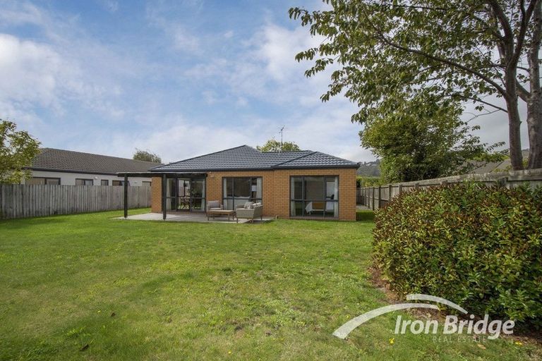 Photo of property in 41 Mauger Drive, Heathcote Valley, Christchurch, 8022
