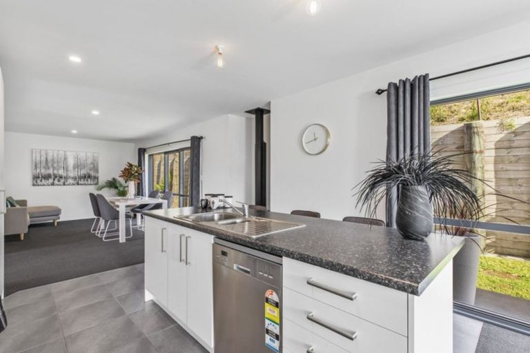 Photo of property in 8 Southill Way, Pyes Pa, Tauranga, 3112