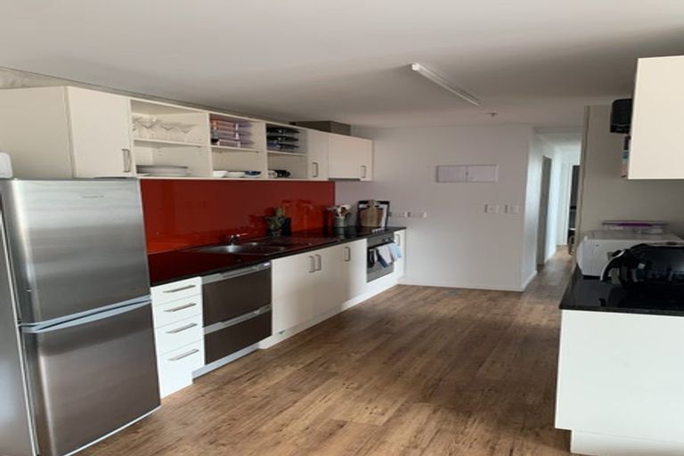 Photo of property in 10/2 Torrens Terrace, Mount Cook, Wellington, 6011