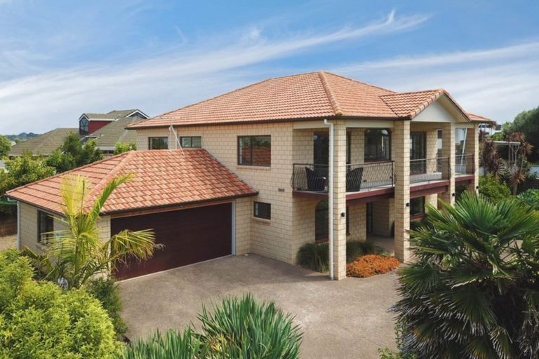 Photo of property in 10 Clansman Terrace, Gulf Harbour, Whangaparaoa, 0930