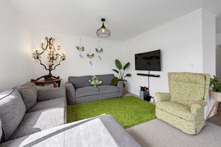 Photo of property in 54 Jonathon Street, Brookfield, Tauranga, 3110