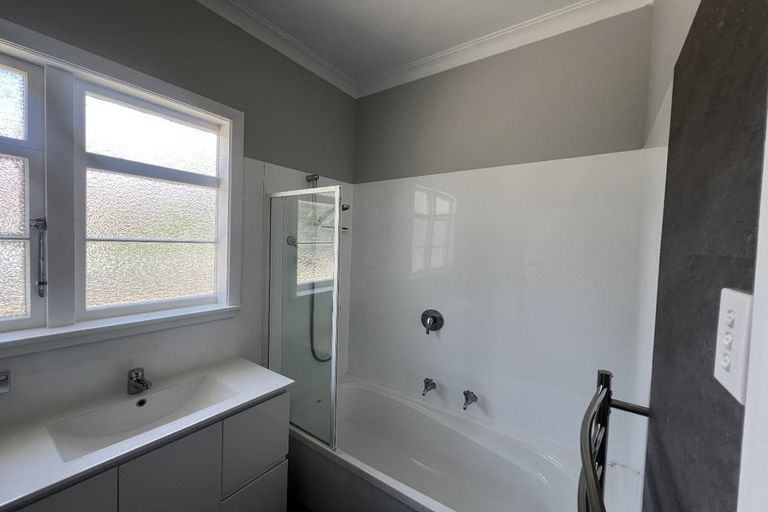 Photo of property in 30 Kings Drive, Levin, 5510