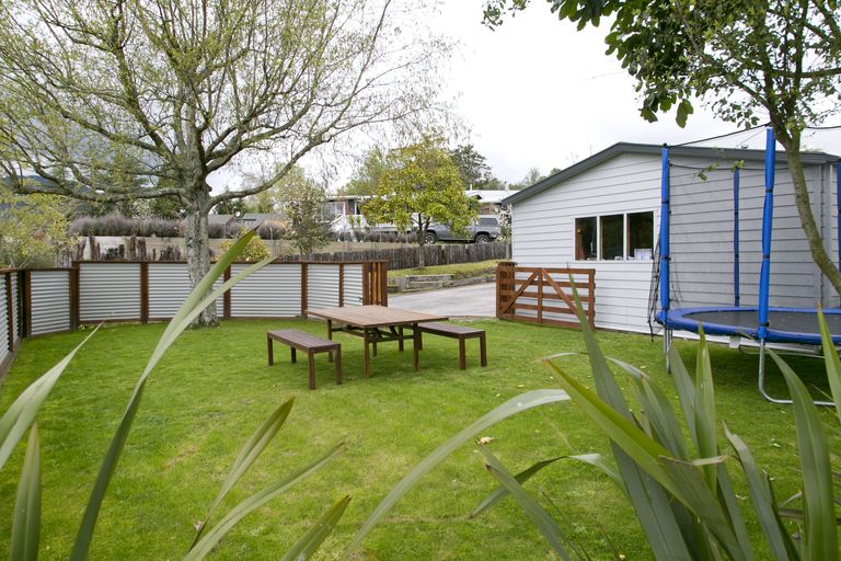 Photo of property in 1/199 Tauhara Road, Tauhara, Taupo, 3330