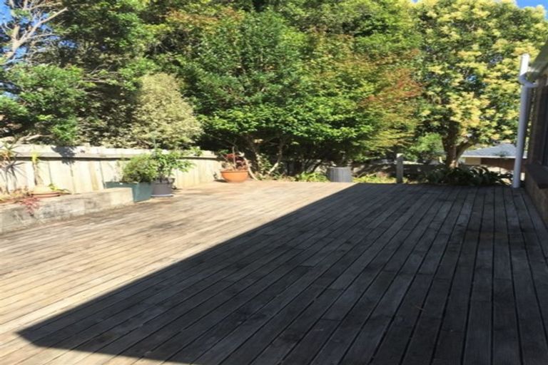 Photo of property in 9a Princess Maria Place, Massey, Auckland, 0614