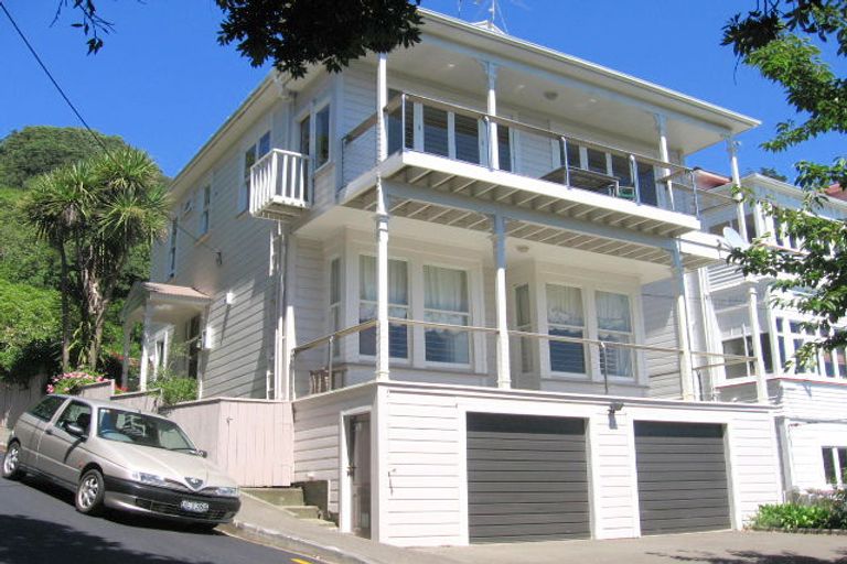 Photo of property in 8 Telford Terrace, Oriental Bay, Wellington, 6011