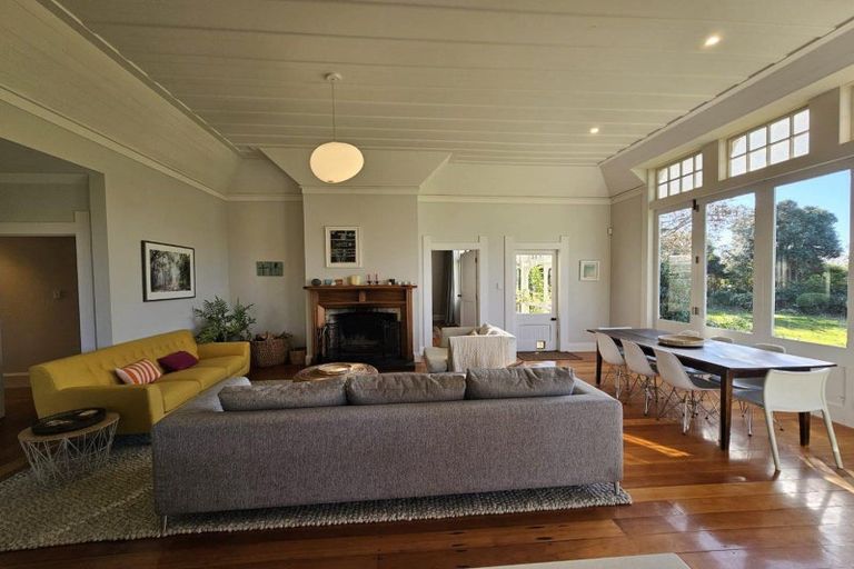 Photo of property in 29 Gordon Road, Te Awanga, 4102