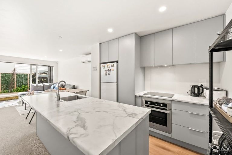 Photo of property in 1115b High Street, Taita, Lower Hutt, 5011