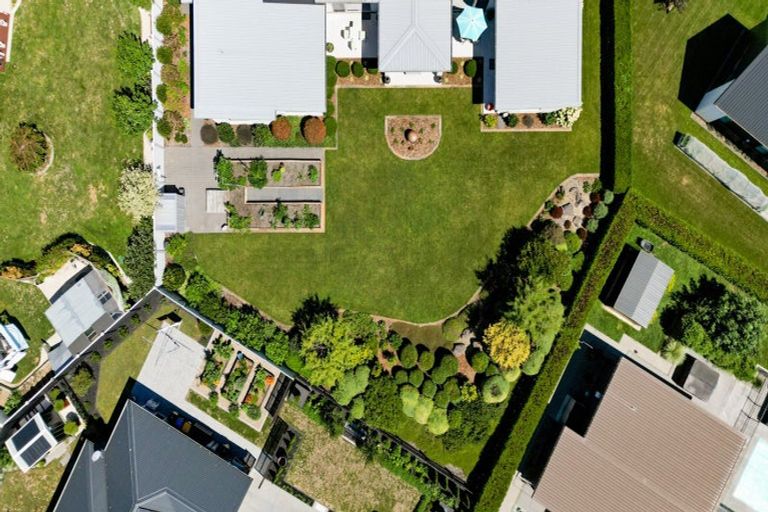 Photo of property in 4 Kotare Grove, Cambridge, 3434