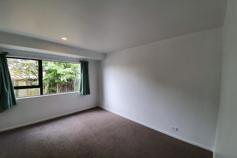 Photo of property in 10 O'sullivan Place, Waiuku, 2123
