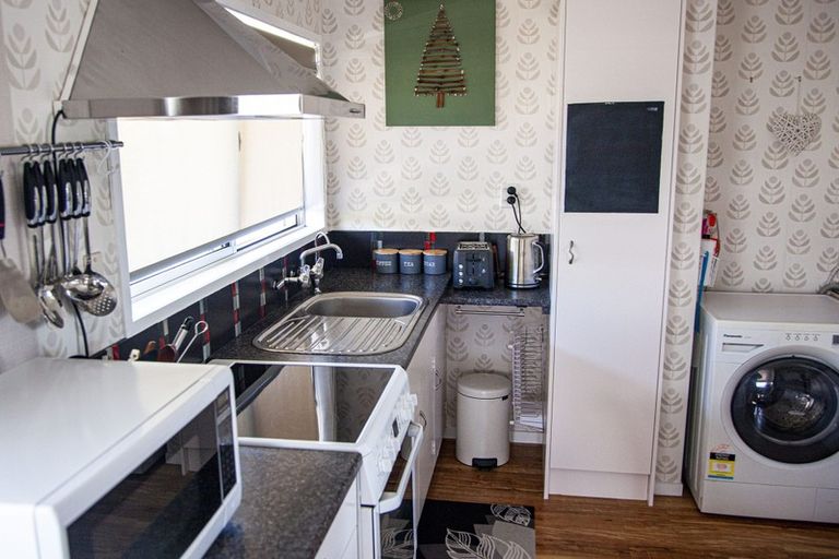 Photo of property in 1/1 Rosebank Terrace, Stoke, Nelson, 7011