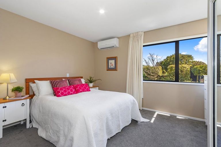 Photo of property in 29 Greystoke Lane, Avonhead, Christchurch, 8042