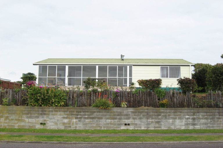 Photo of property in 19 Glamis Avenue, Bell Block, New Plymouth, 4312