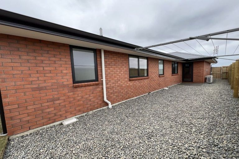 Photo of property in 35 Cousins Street, Woodend, 7691