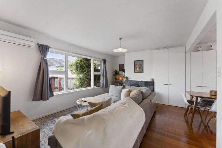 Photo of property in 2/65 Saint Albans Street, St Albans, Christchurch, 8014