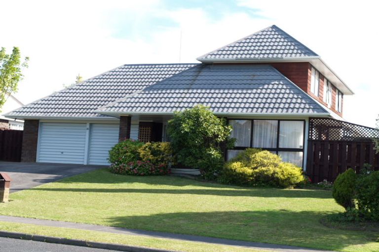 Photo of property in 1a Northpark Avenue, Northpark, Auckland, 2013