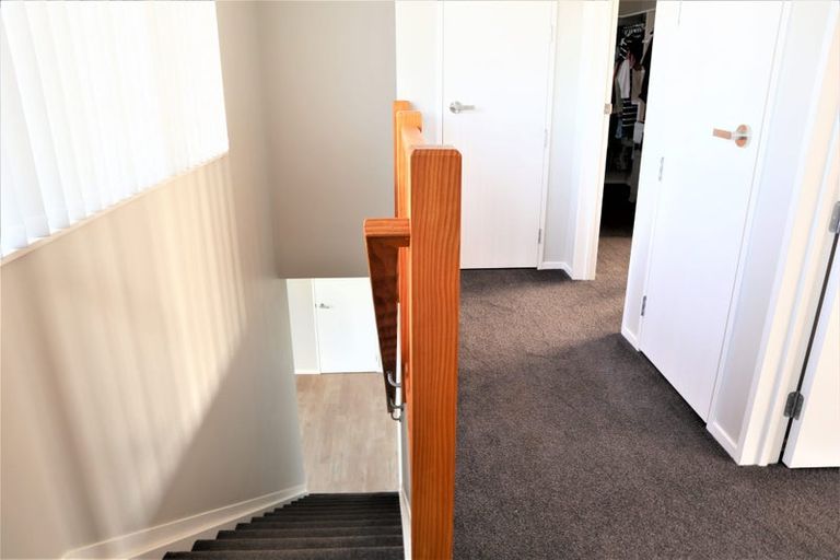 Photo of property in 2 Pitoitoi Drive, Riverhead, 0820