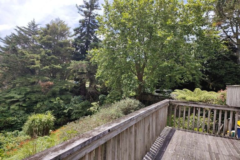 Photo of property in 1008c East Coast Road, Fairview Heights, Auckland, 0630