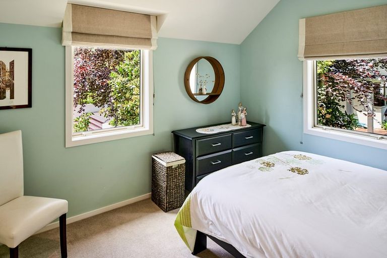 Photo of property in 437a Muritai Road, Eastbourne, Lower Hutt, 5013