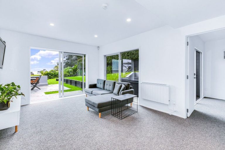 Photo of property in 51 St Michaels Avenue, Point Chevalier, Auckland, 1022