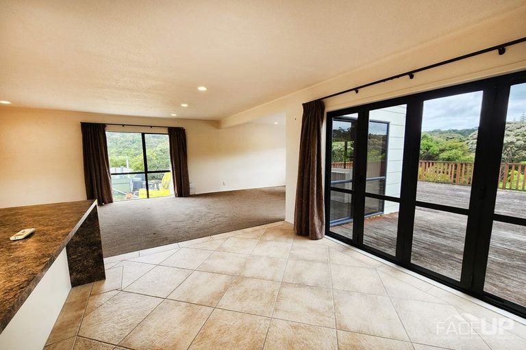 Photo of property in 2/221 Manuka Road, Bayview, Auckland, 0629