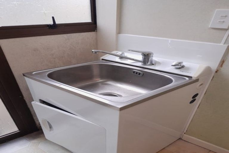 Photo of property in 17 Third Avenue, Avenues, Whangarei, 0110