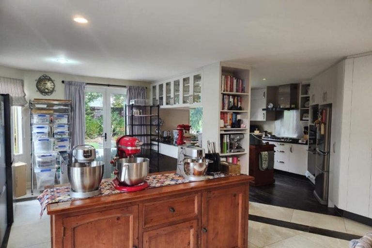 Photo of property in 15 Tullamore Place, Casebrook, Christchurch, 8051