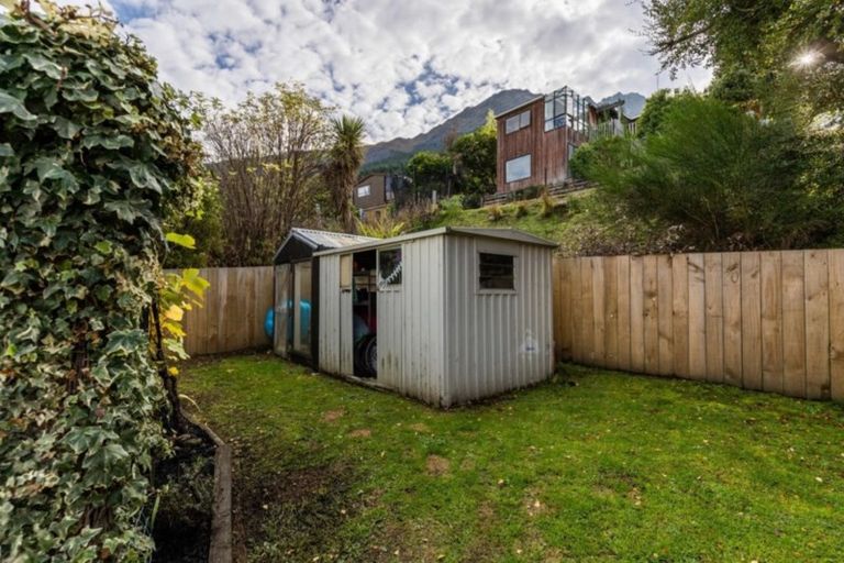 Photo of property in 128a Fernhill Road, Fernhill, Queenstown, 9300